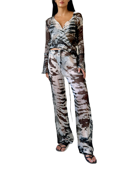 Clo Pants Set in Black/White