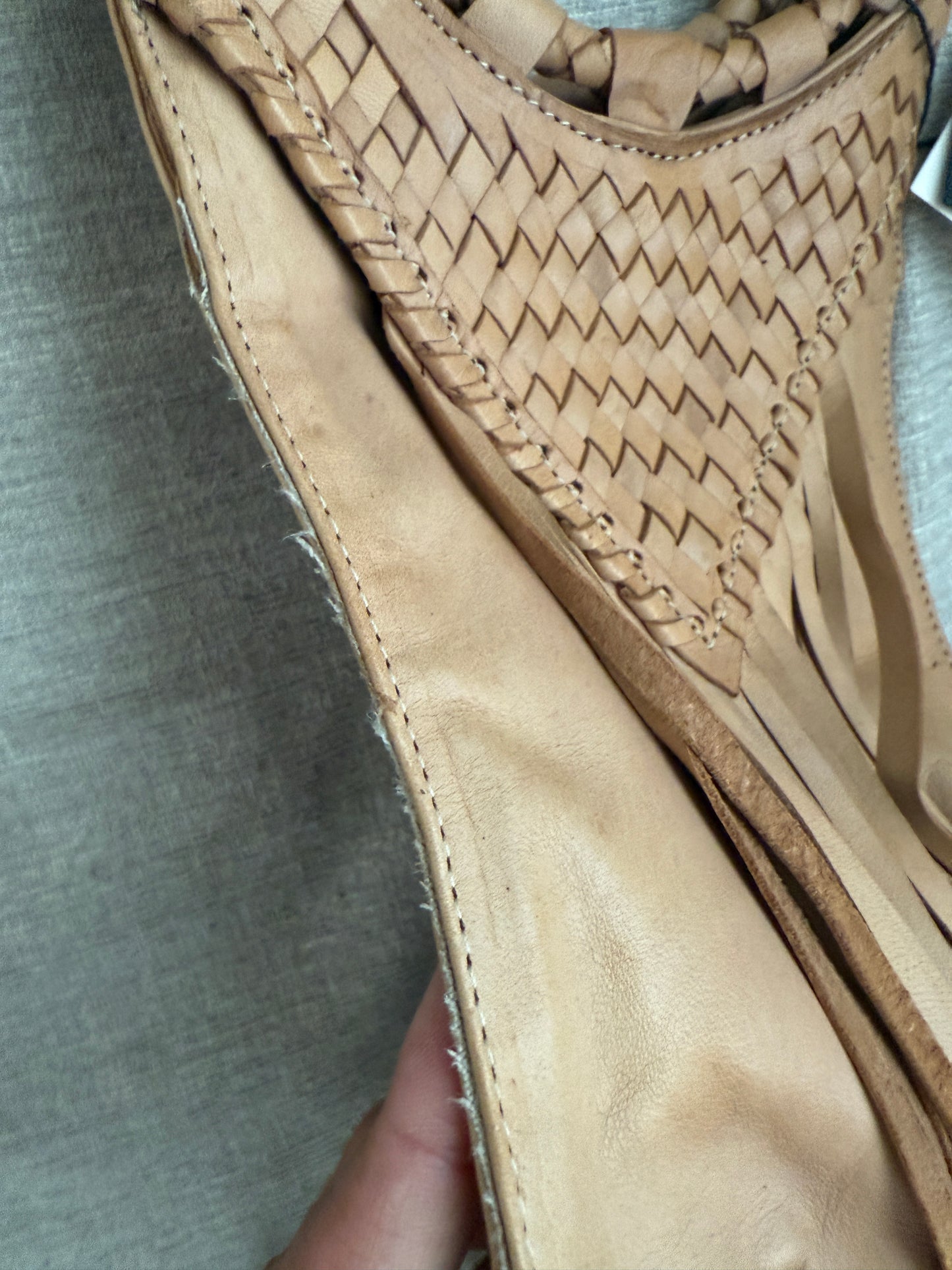 IMPERFECT SAMPLE Long Fringe Woven Purse in Sand