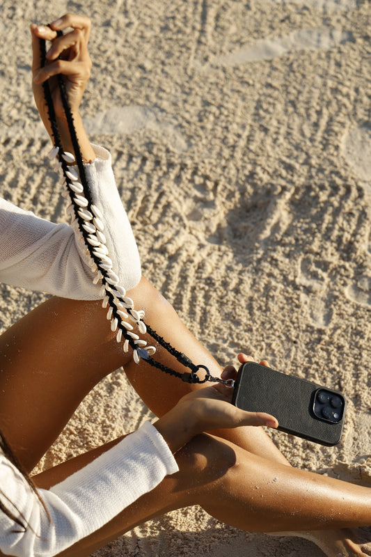 SHELL PHONE ADORNMENT