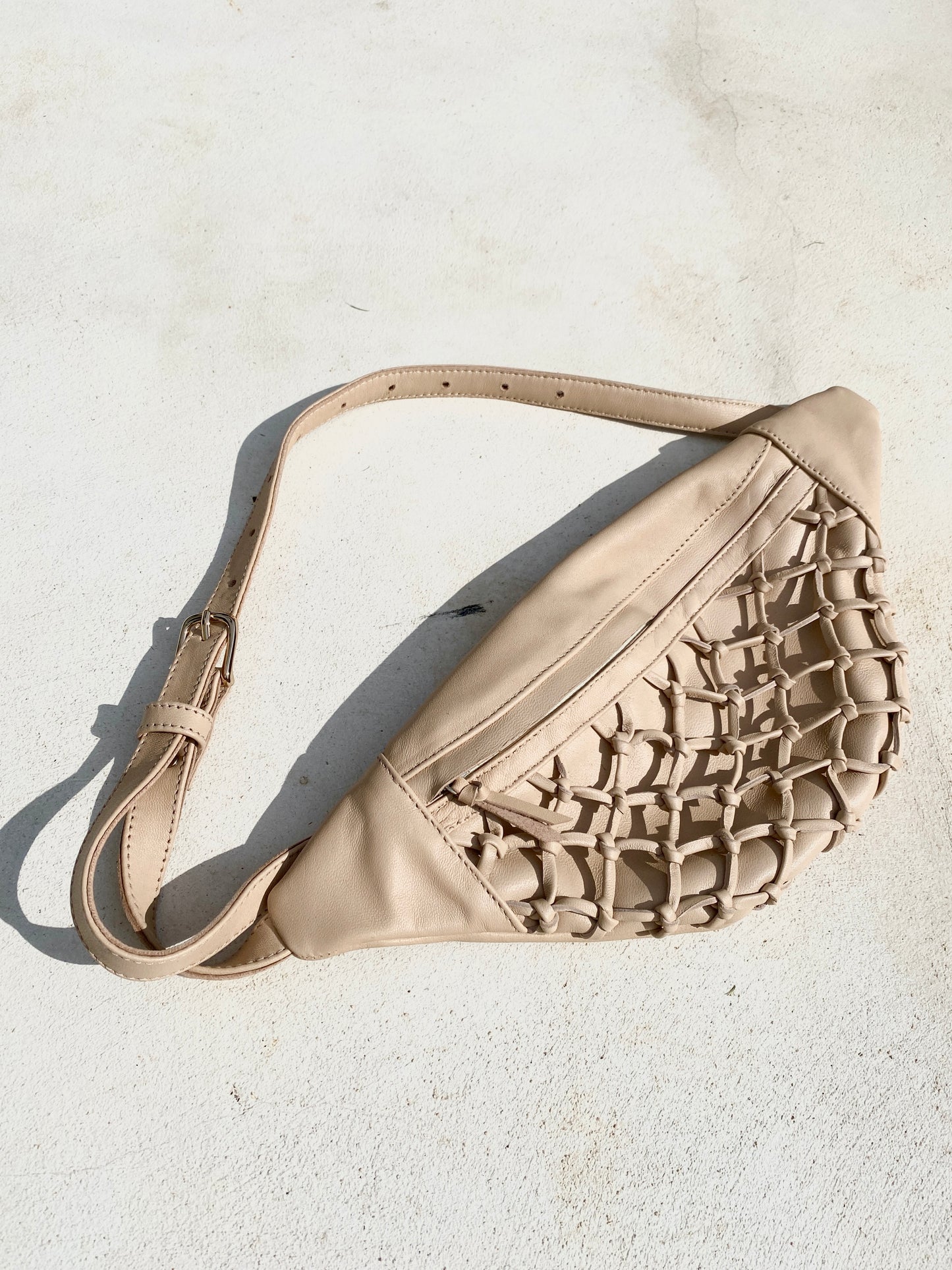 Net Sling Bag in Sand