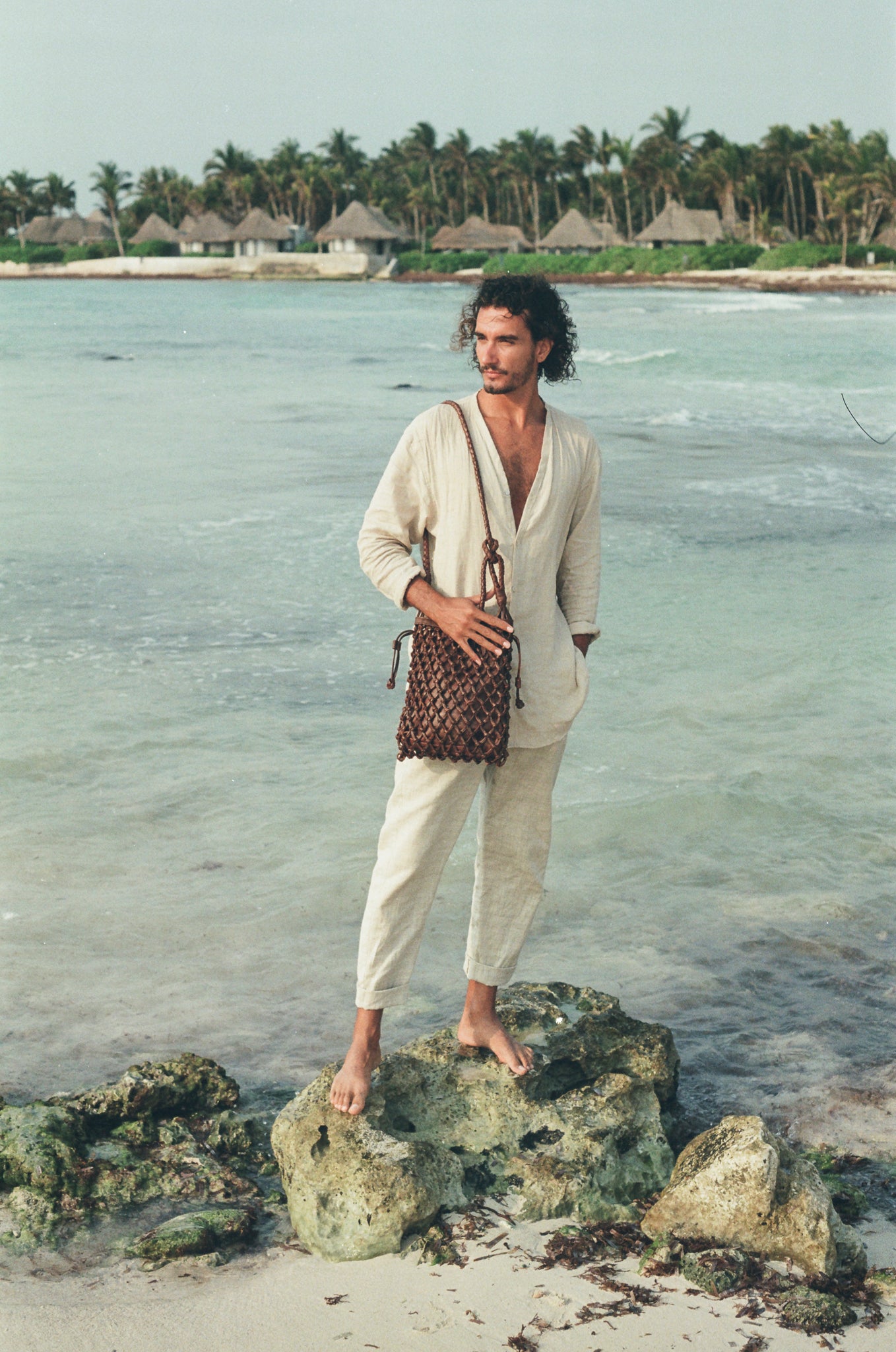 Cruza Leather Net Bag in Brown