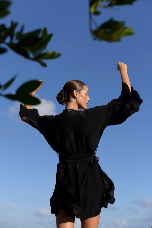 Hera Kimono in Black