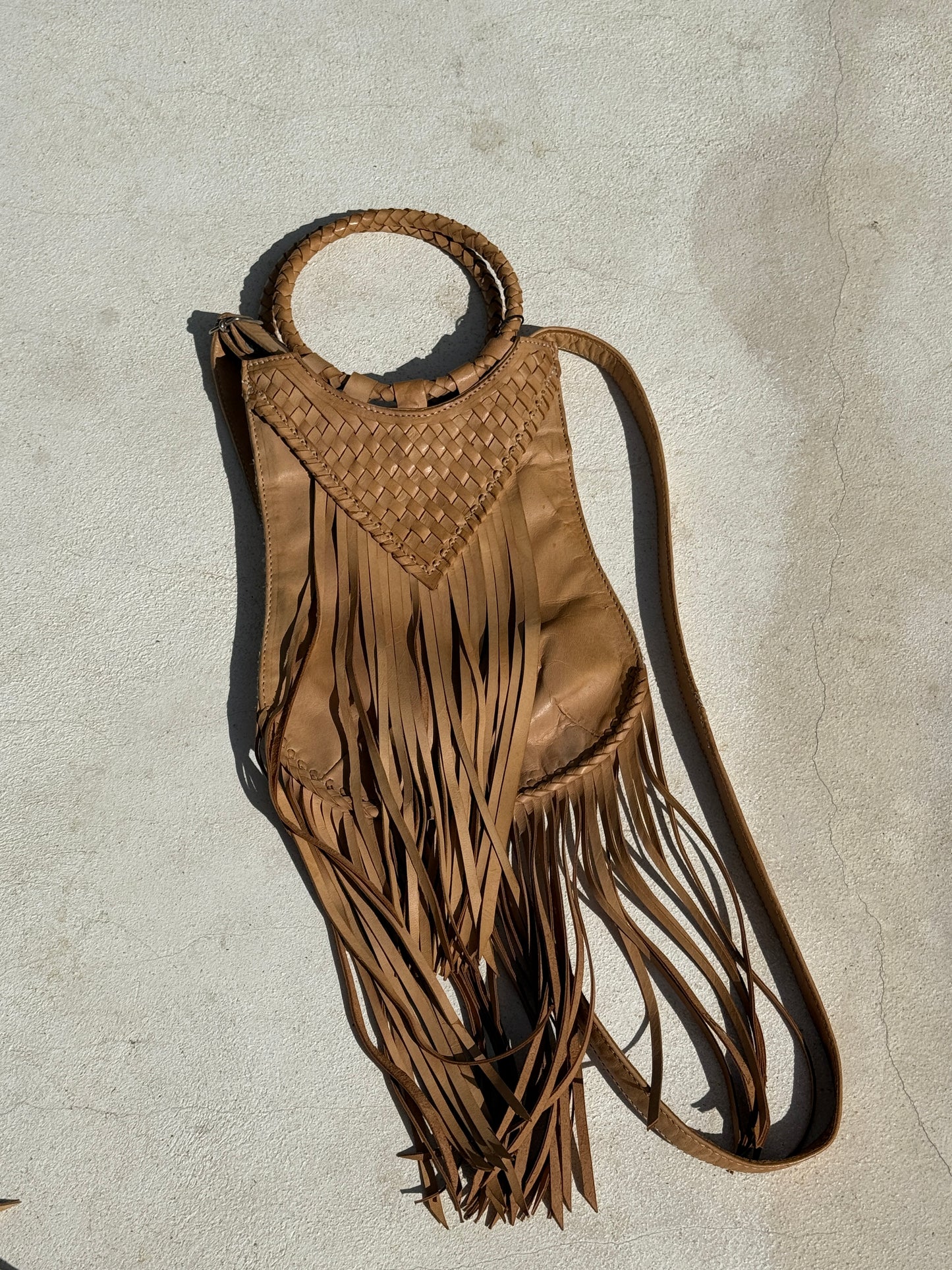 IMPERFECT SAMPLE Long Fringe Woven Purse in Sand