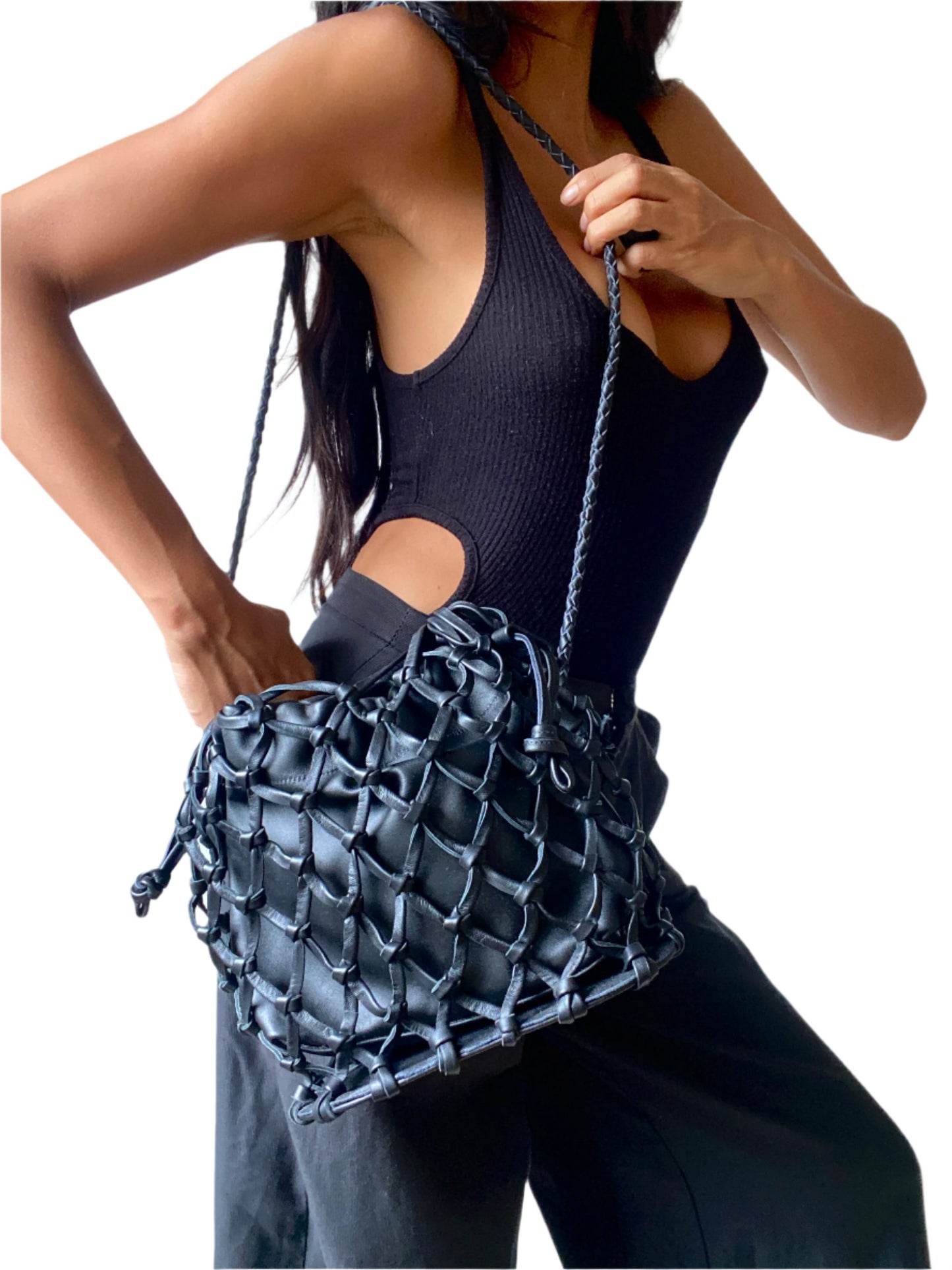 Maia Leather Net Purse in Black